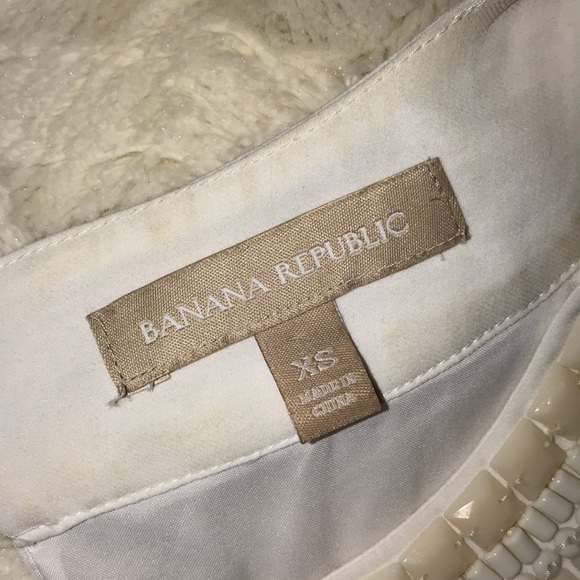 Banana Republic White Top w/Ivory Beaded Neckline - Picture 5 of 8